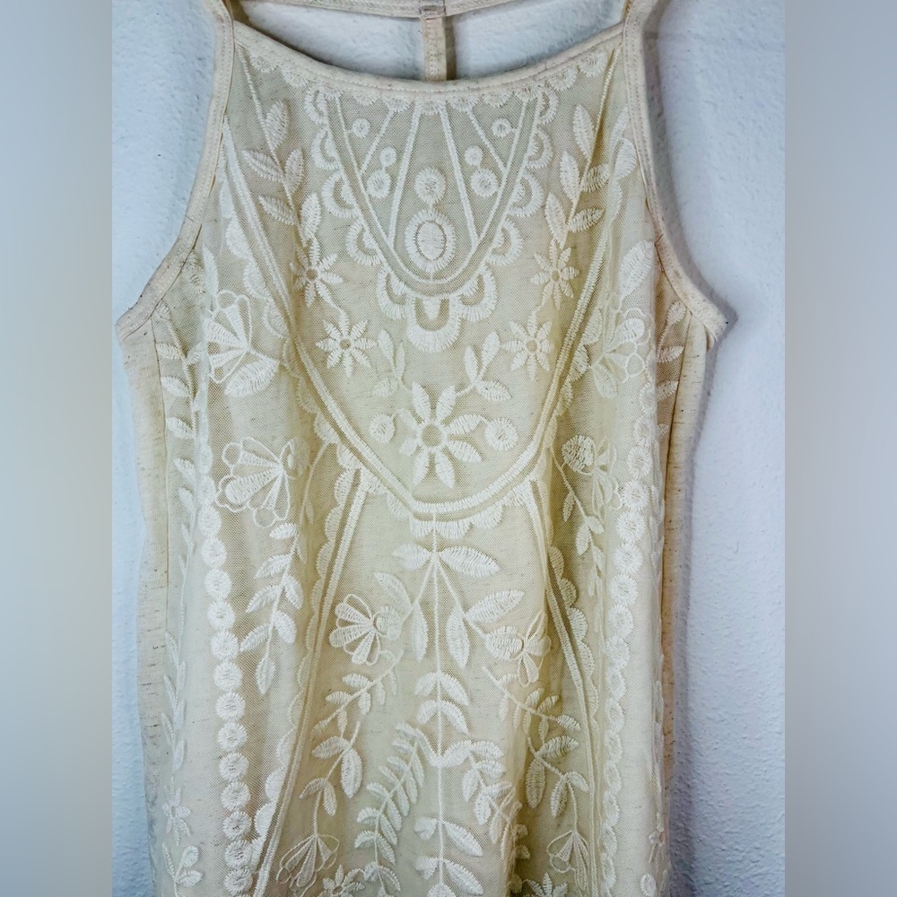 Rewind Women’s Small Ivory Embroidered Tank Top Boho Sleeveless Floral Detail - Picture 4 of 15